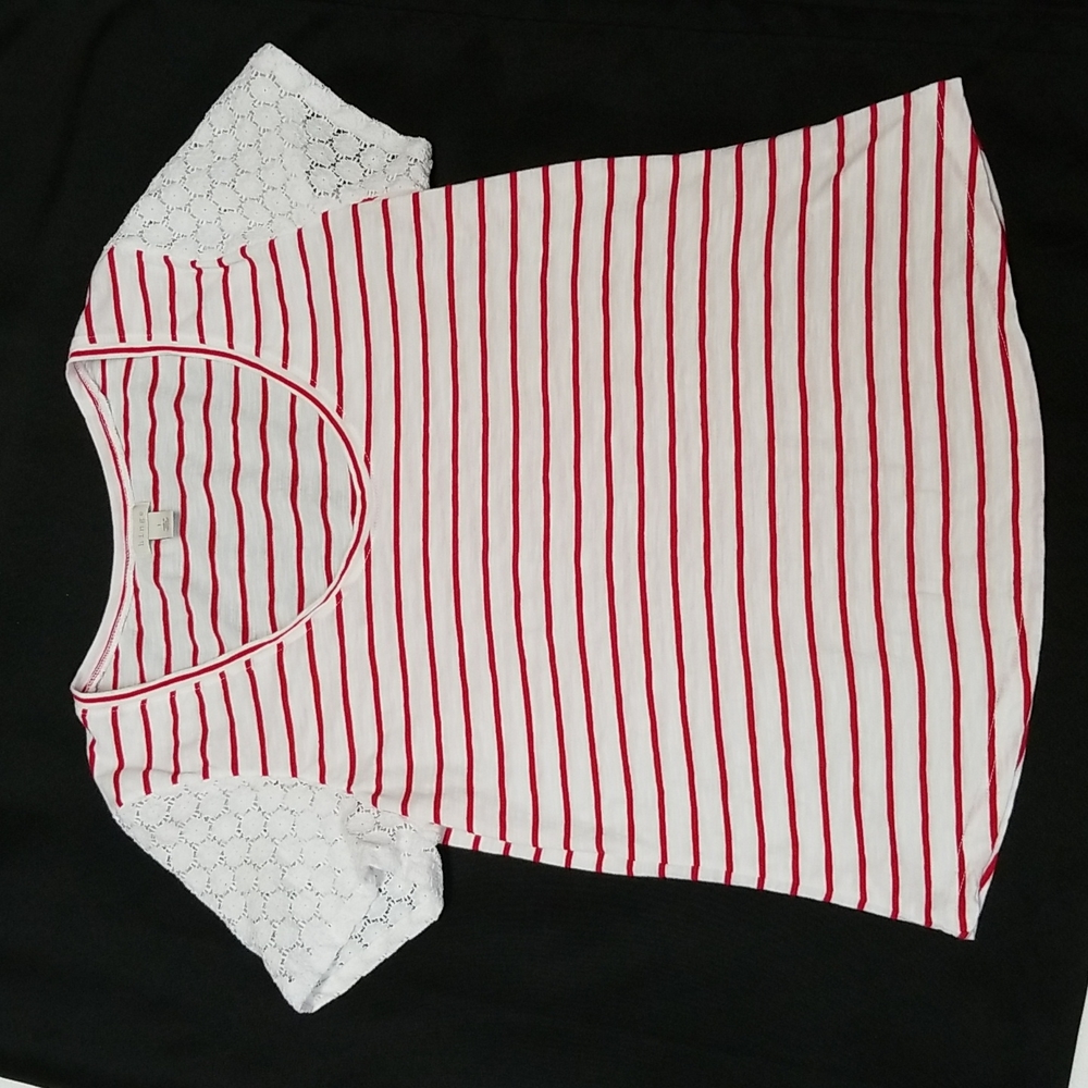 Hinge red and white striped tee sz L